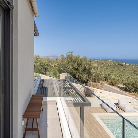 Melanthia Villas Tsivarás エクステリア 写真