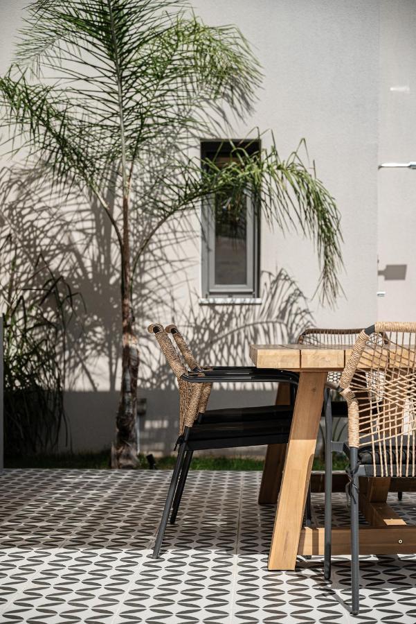 Melanthia Villas Tsivarás エクステリア 写真