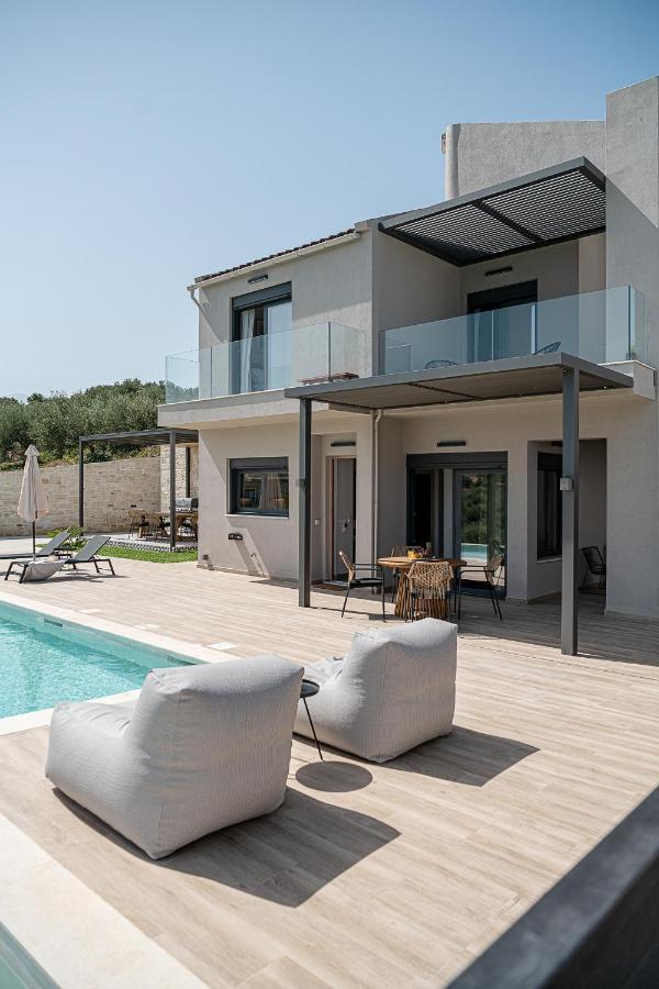 Melanthia Villas Tsivarás エクステリア 写真