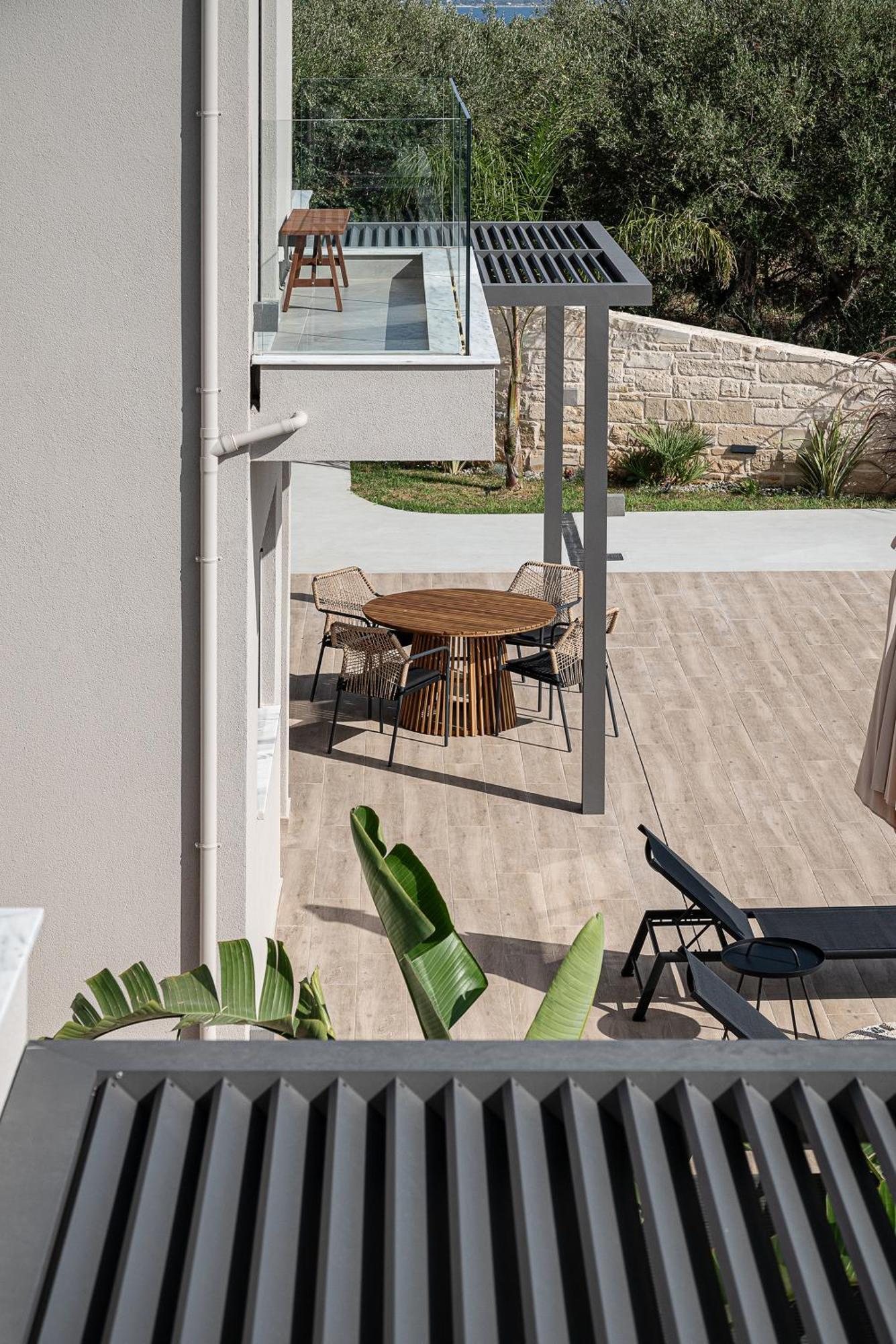 Melanthia Villas Tsivarás エクステリア 写真