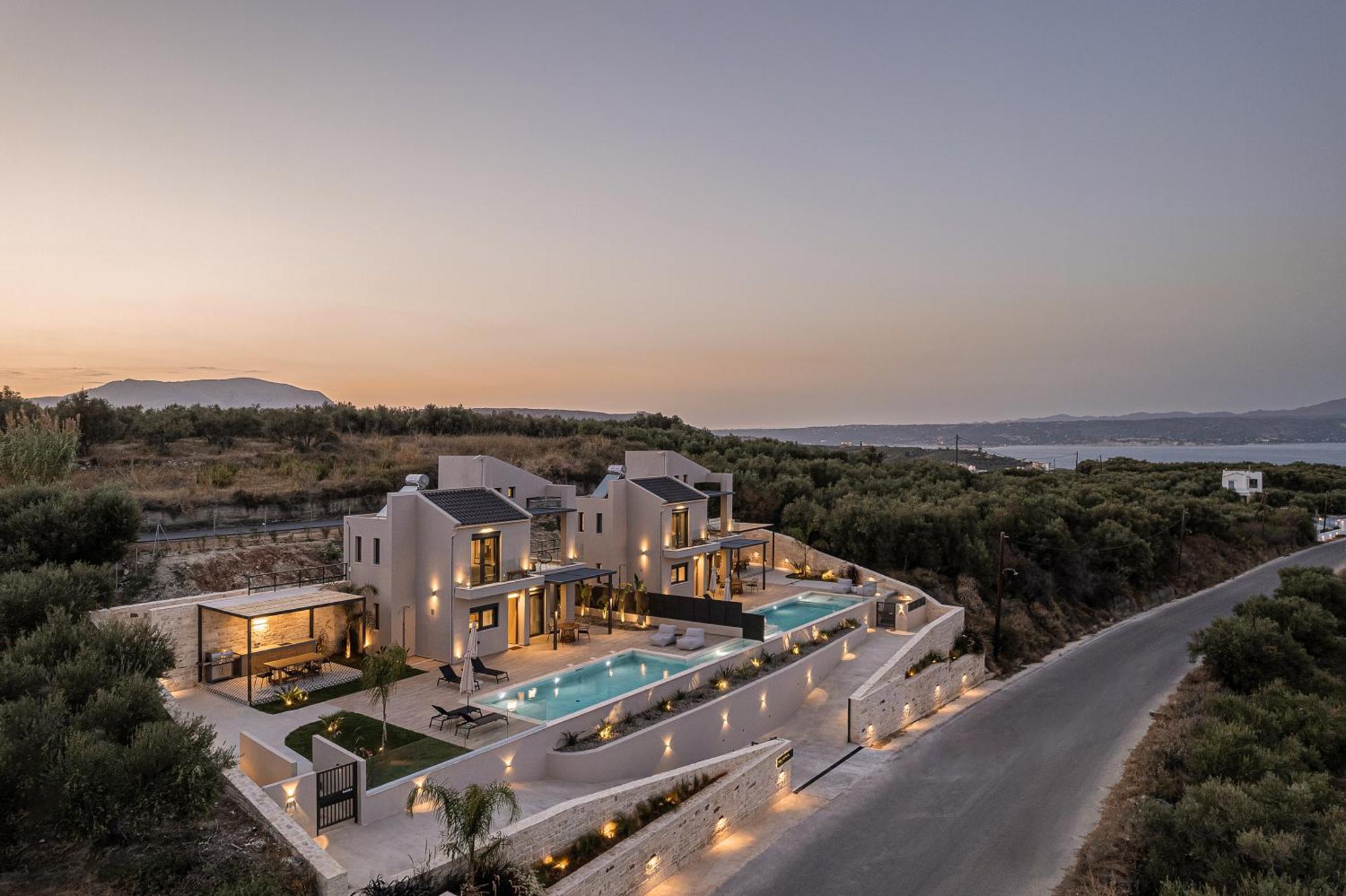 Melanthia Villas Tsivarás エクステリア 写真
