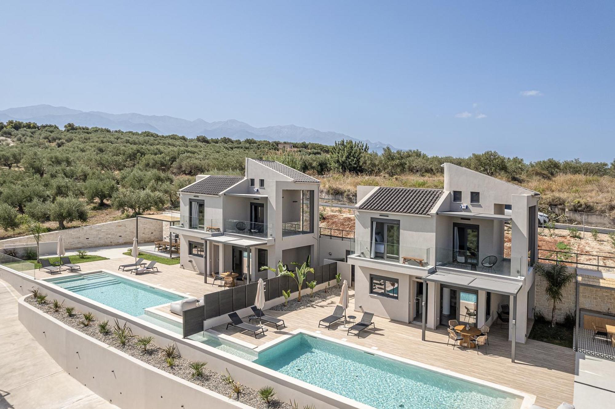 Melanthia Villas Tsivarás エクステリア 写真
